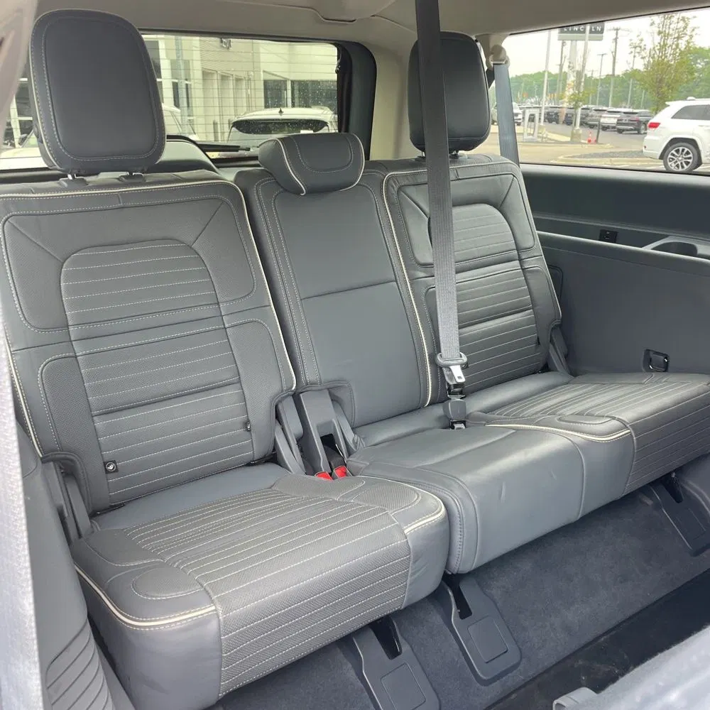 2022 Lincoln Navigator L Black Label