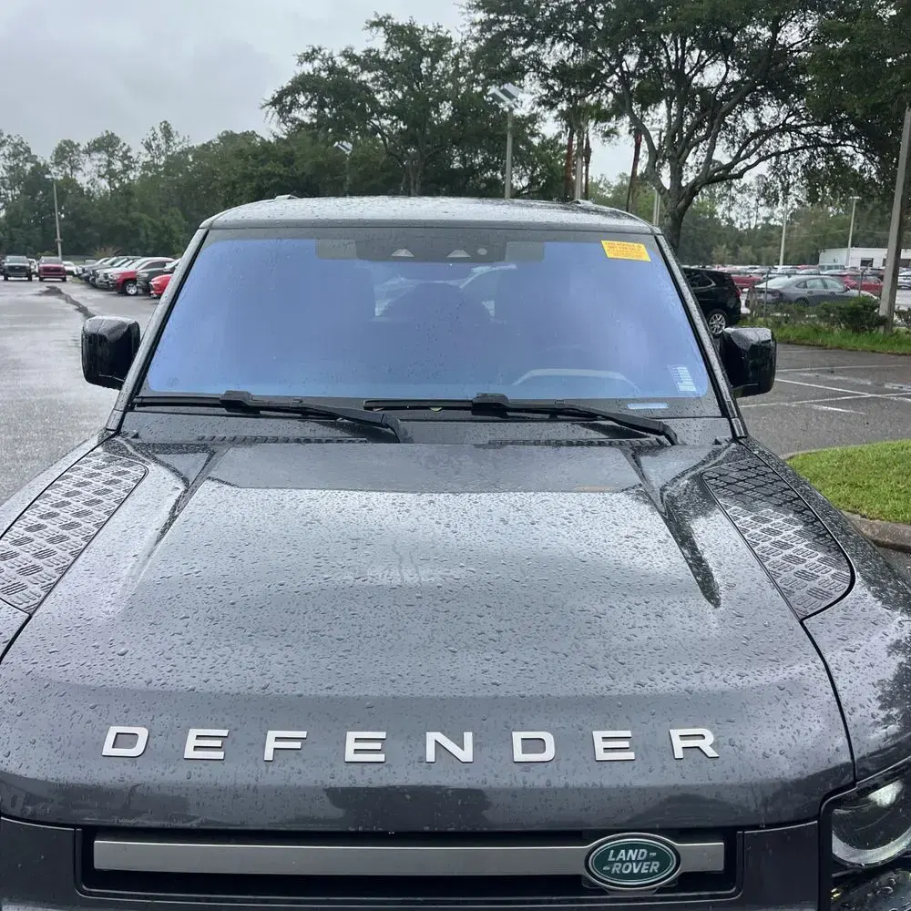 2022 Land Rover Defender 110 X-Dynamic SE