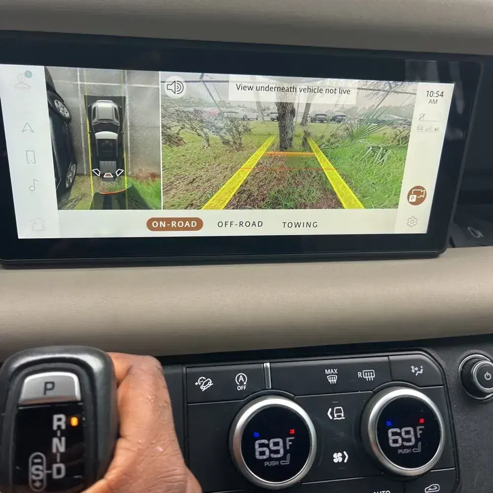 2022 Land Rover Defender 110 X-Dynamic SE