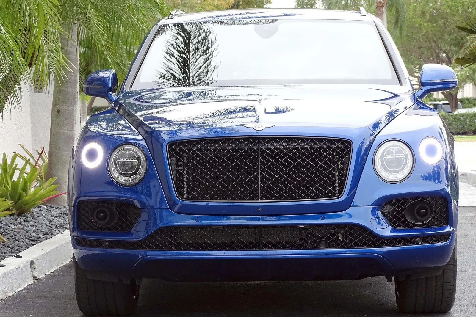 2020 Bentley Bentayga Design Series Edition  - ~20,500 Miles, Twin-Turbo V8, 4WD, Highly Equipped, Unmodified