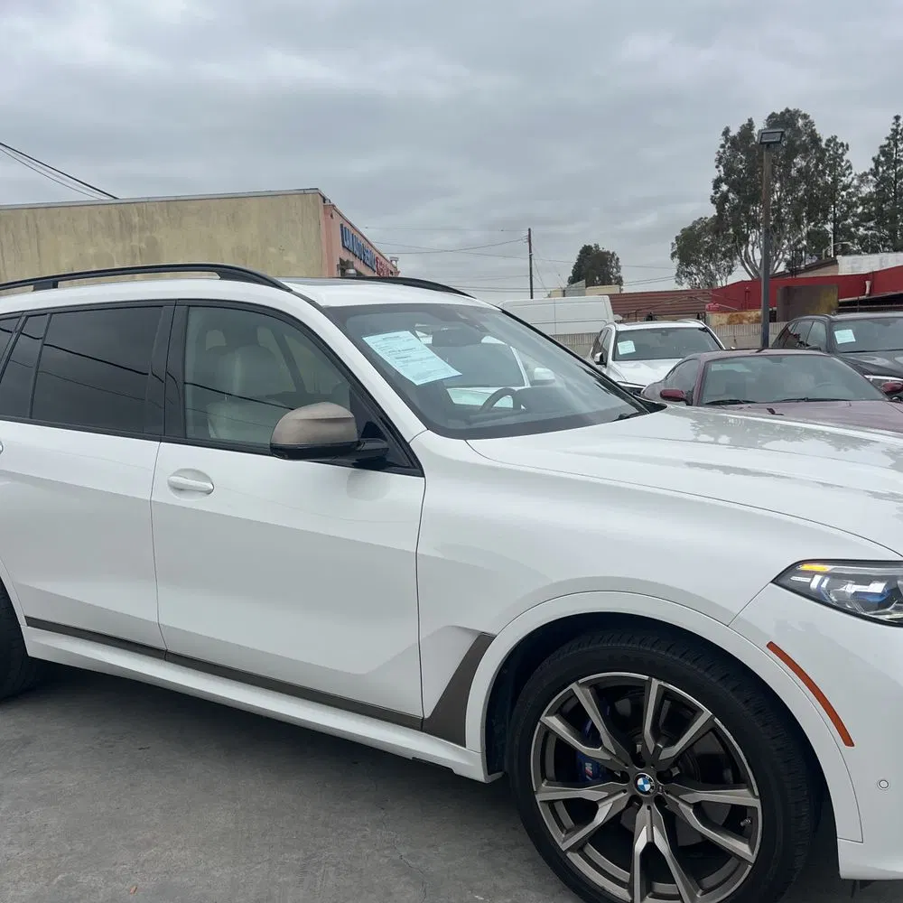 2022 BMW X7 M50i