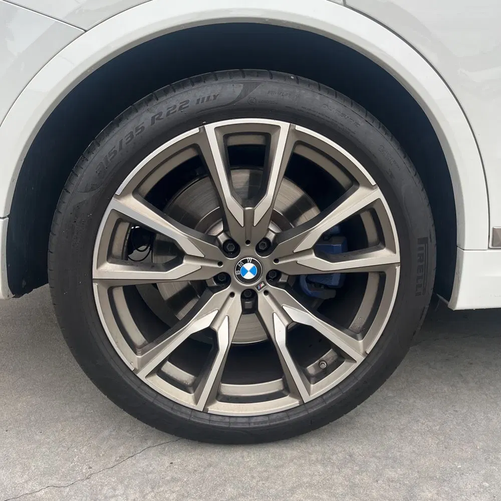 2022 BMW X7 M50i