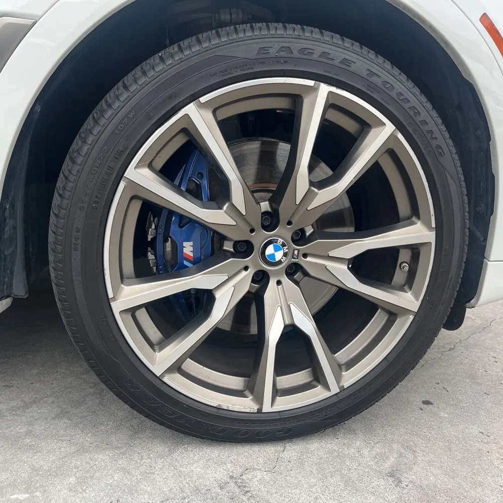 2022 BMW X7 M50i
