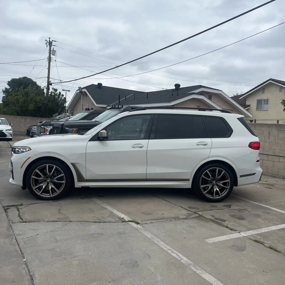 2022 BMW X7 M50i