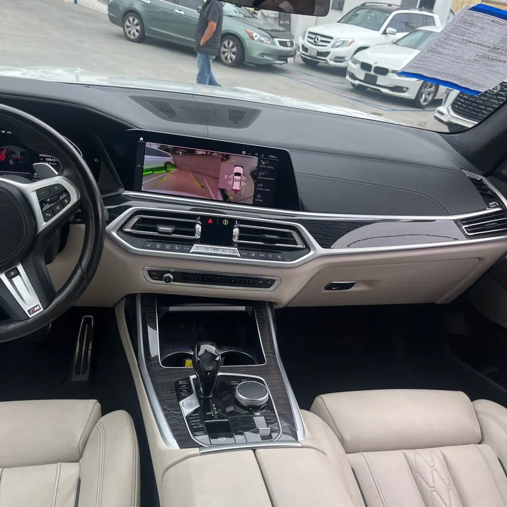2022 BMW X7 M50i
