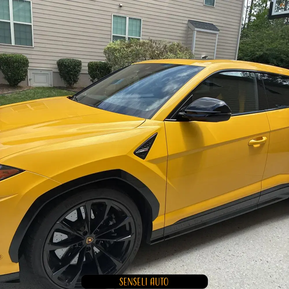 2022 Lamborghini Urus Base