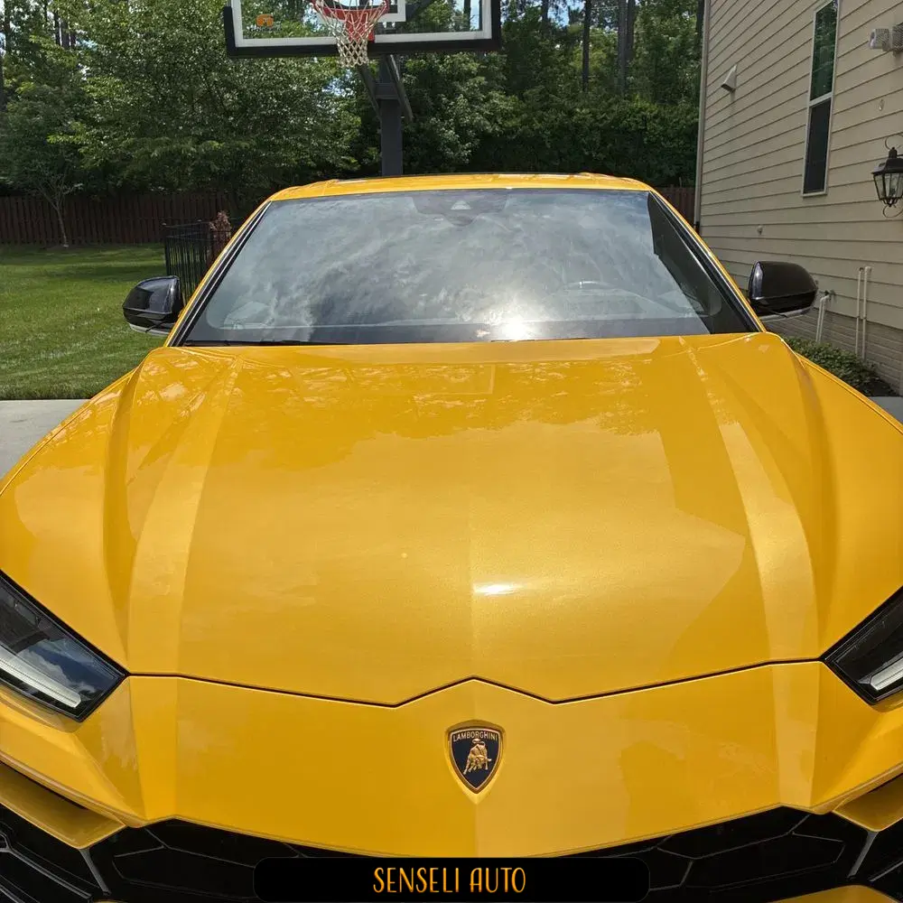 2022 Lamborghini Urus Base