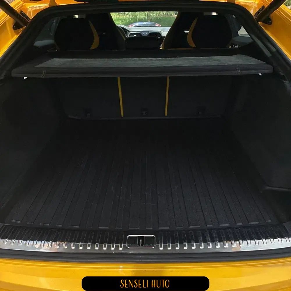 2022 Lamborghini Urus Base