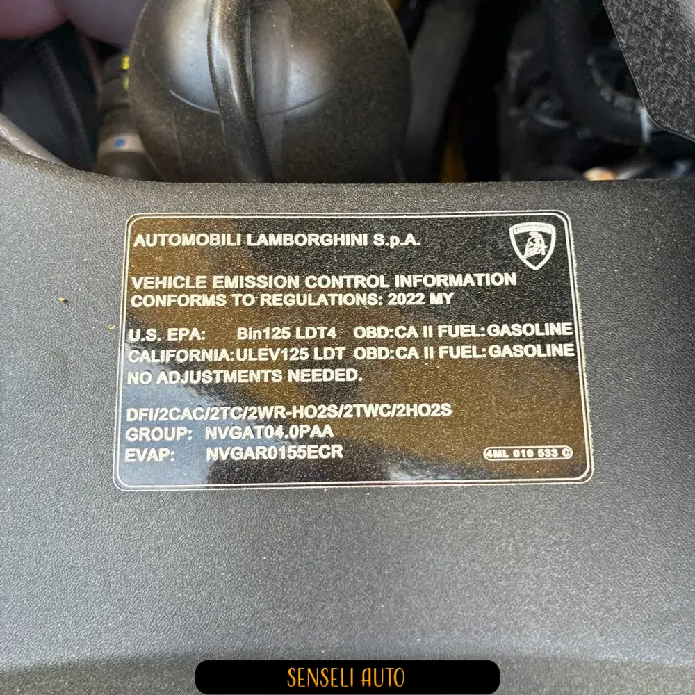 2022 Lamborghini Urus Base