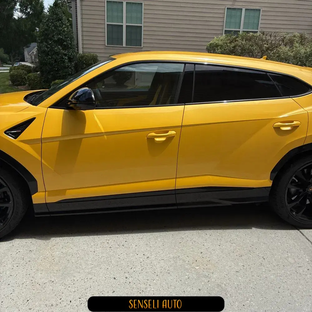2022 Lamborghini Urus Base