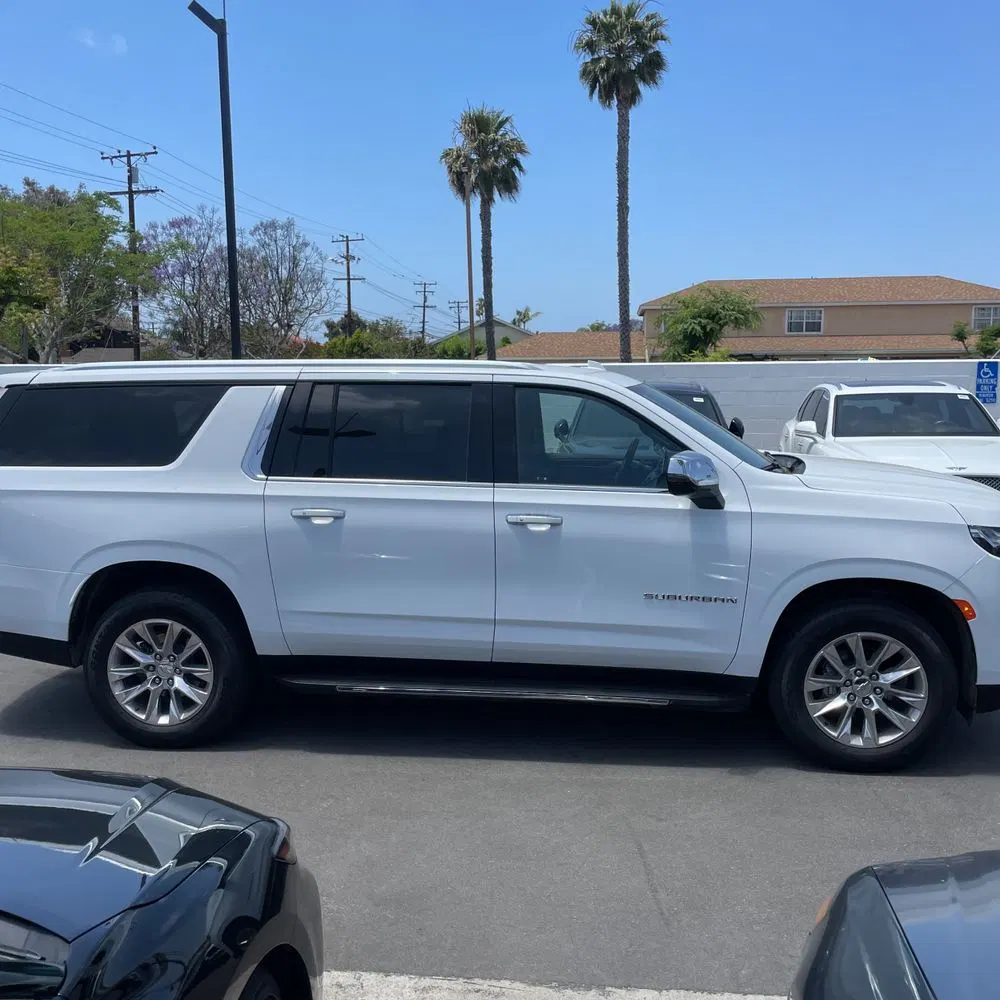 2023 Chevrolet Suburban Premier