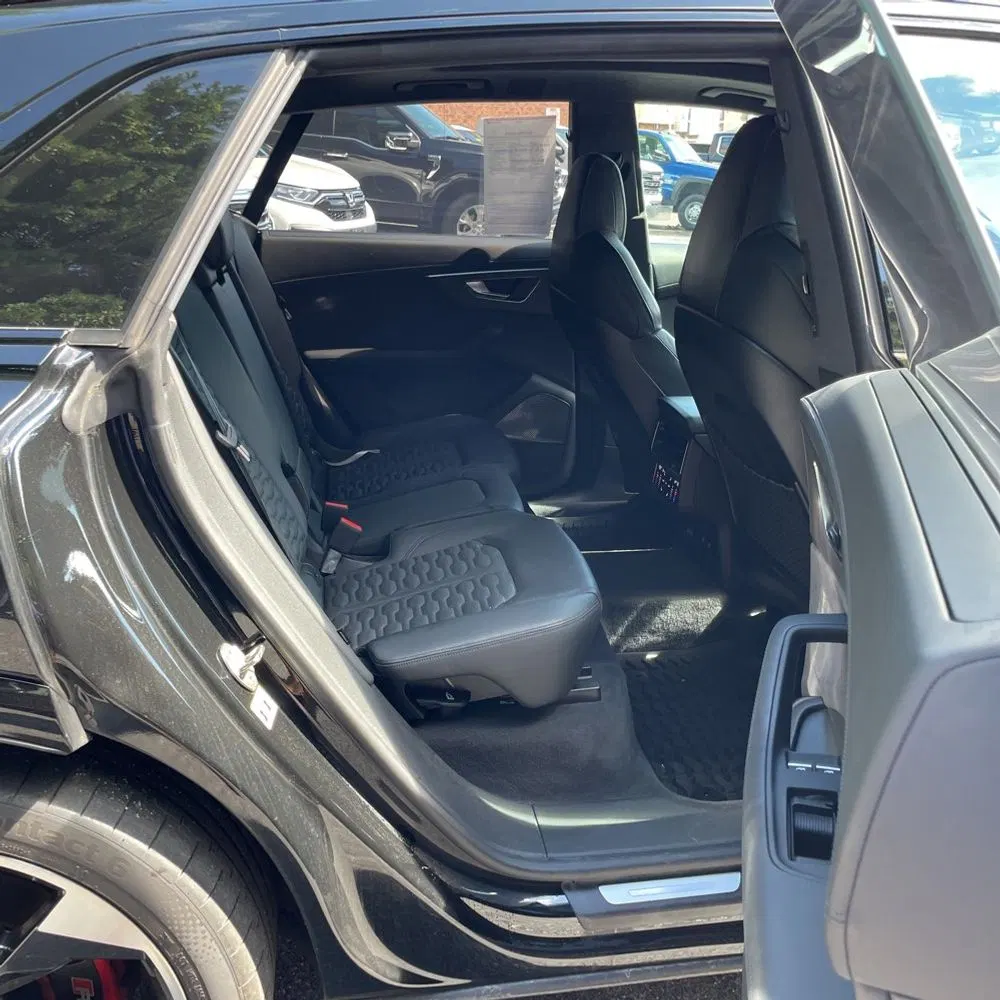 2023 Audi RS Q8