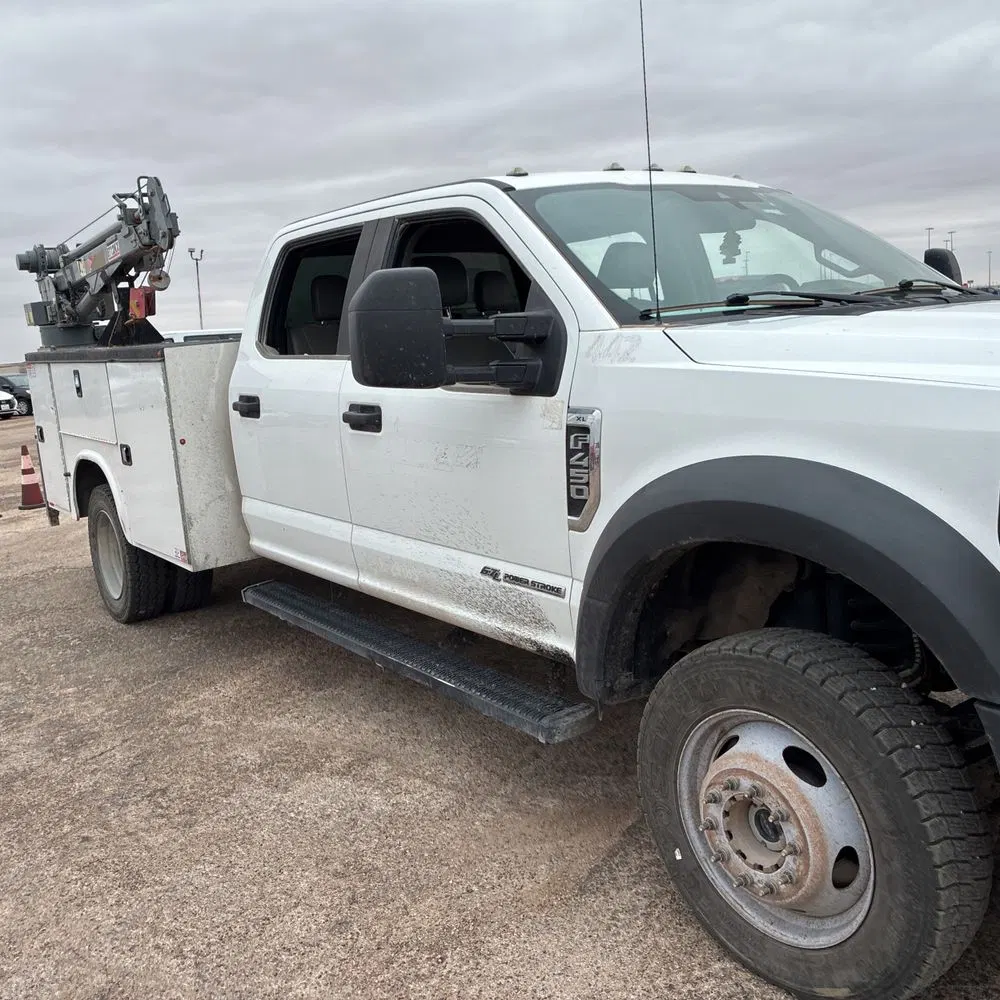 2021 Ford F-450 Chassis XL