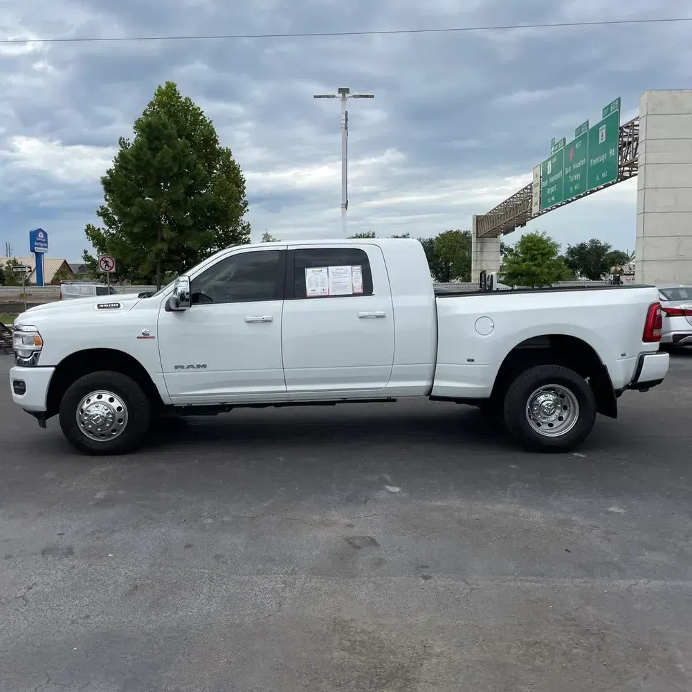 2024 Ram 3500 Laramie
