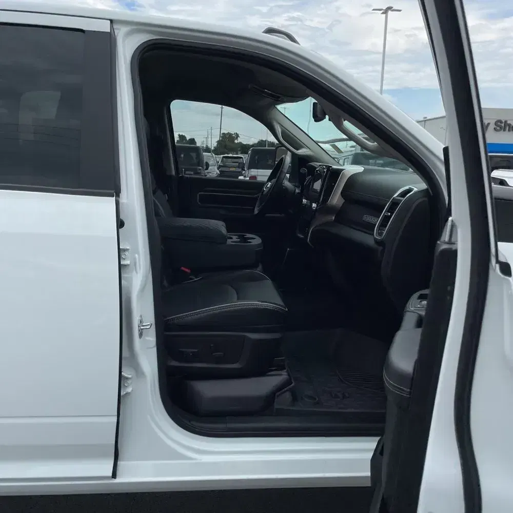 2024 Ram 3500 Laramie