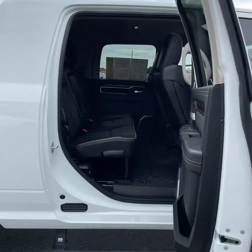 2024 Ram 3500 Laramie