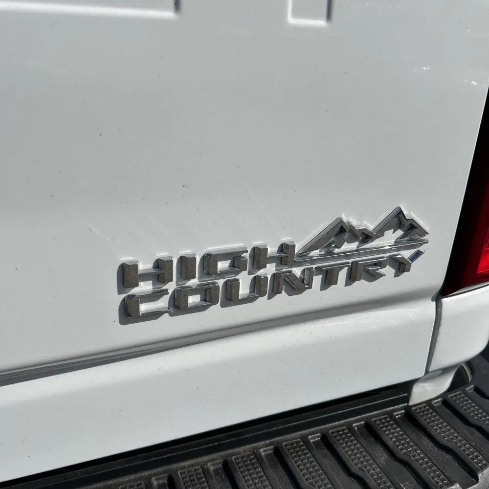 2023 Chevrolet Silverado 3500HD High Country