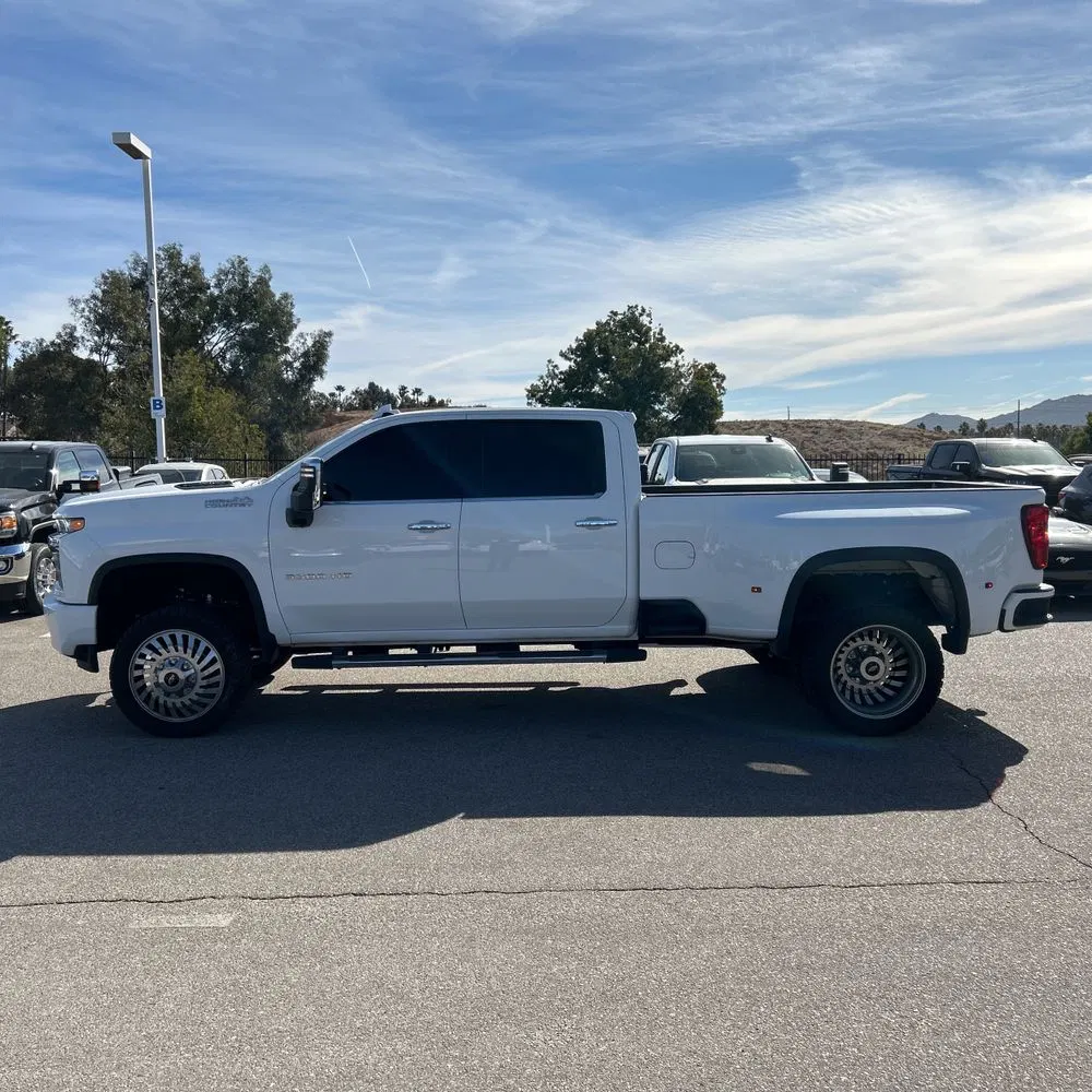 2023 Chevrolet Silverado 3500HD High Country