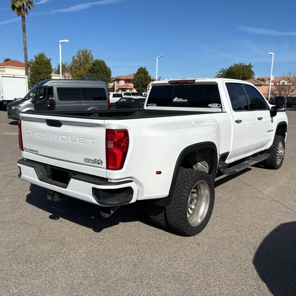 2023 Chevrolet Silverado 3500HD High Country