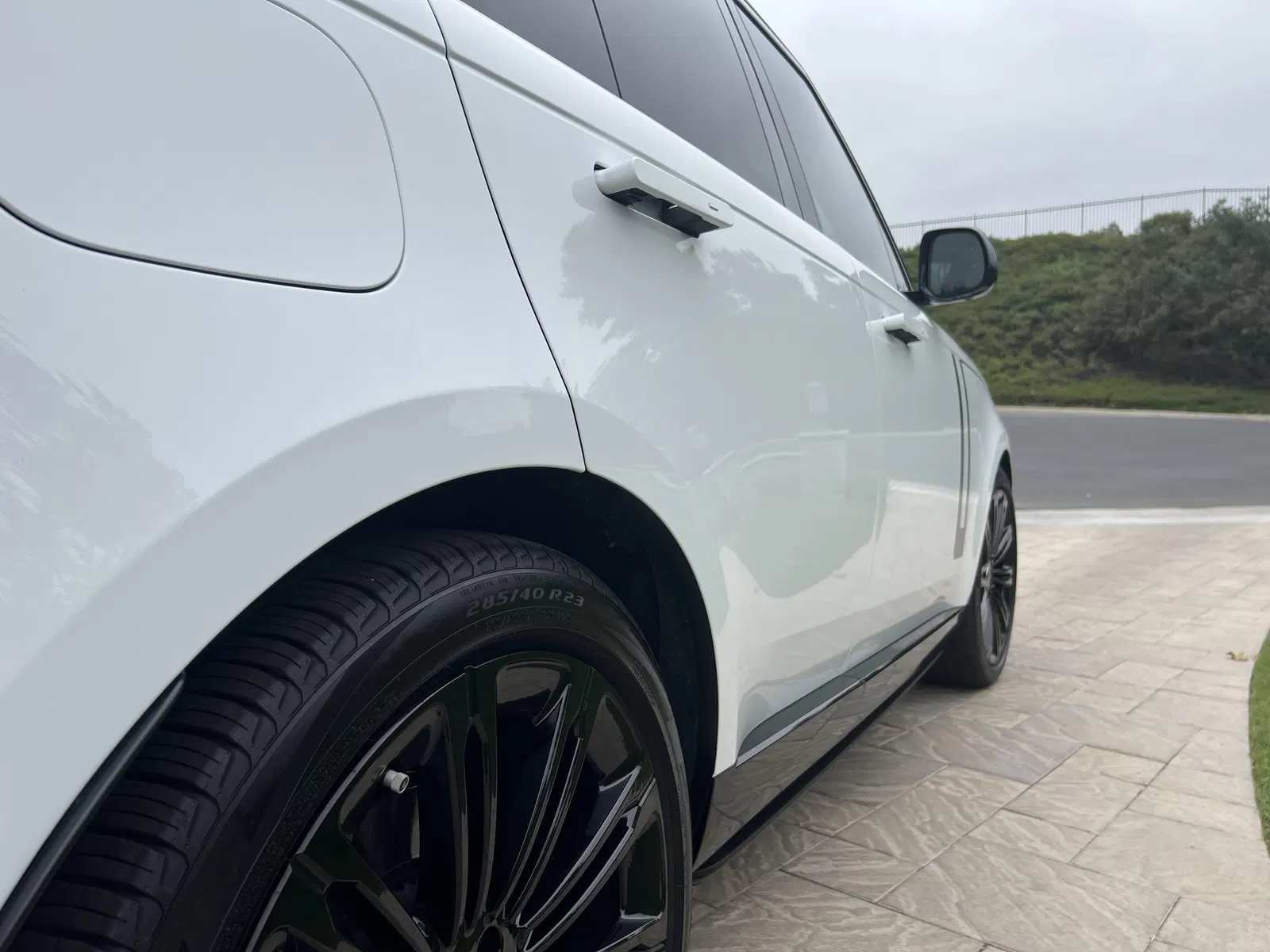 2023 Range Rover P530 SE - Twin-Turbo V8, $12,585 in Options, AWD, Mostly Unmodified