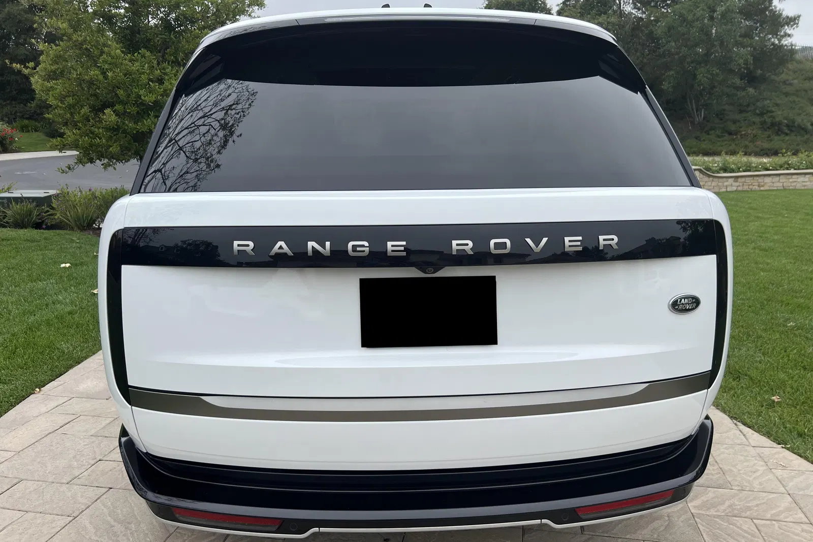 2023 Range Rover P530 SE - Twin-Turbo V8, $12,585 in Options, AWD, Mostly Unmodified