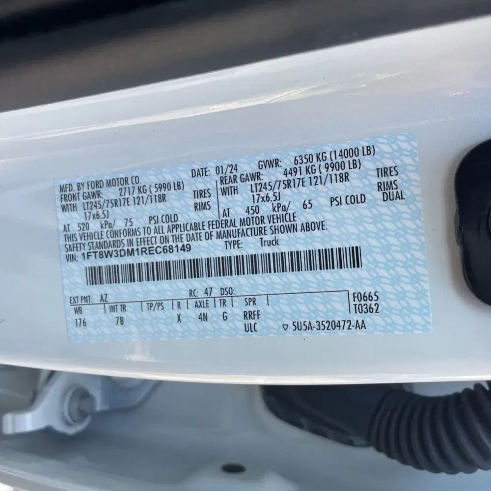 2024 Ford F-350 Super Duty Platinum