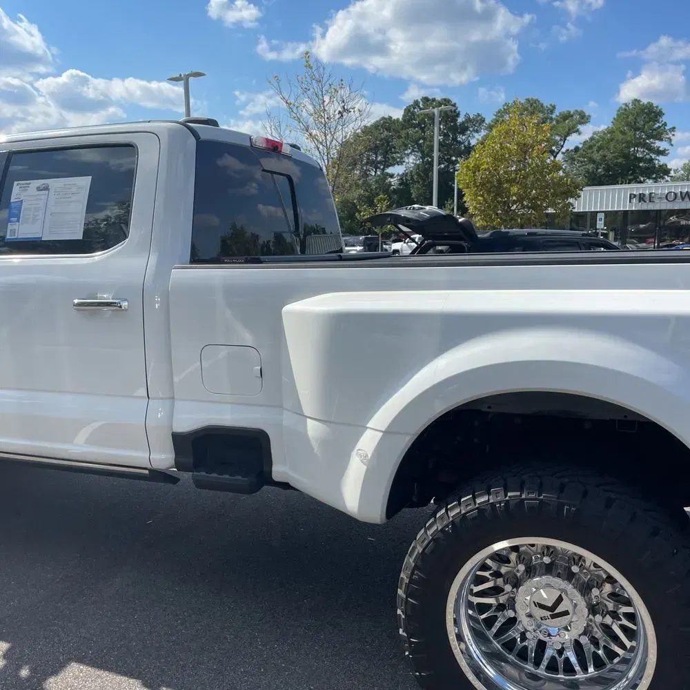 2024 Ford F-350 Super Duty Platinum