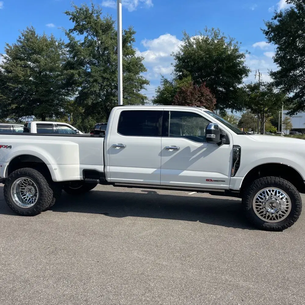 2024 Ford F-350 Super Duty Platinum