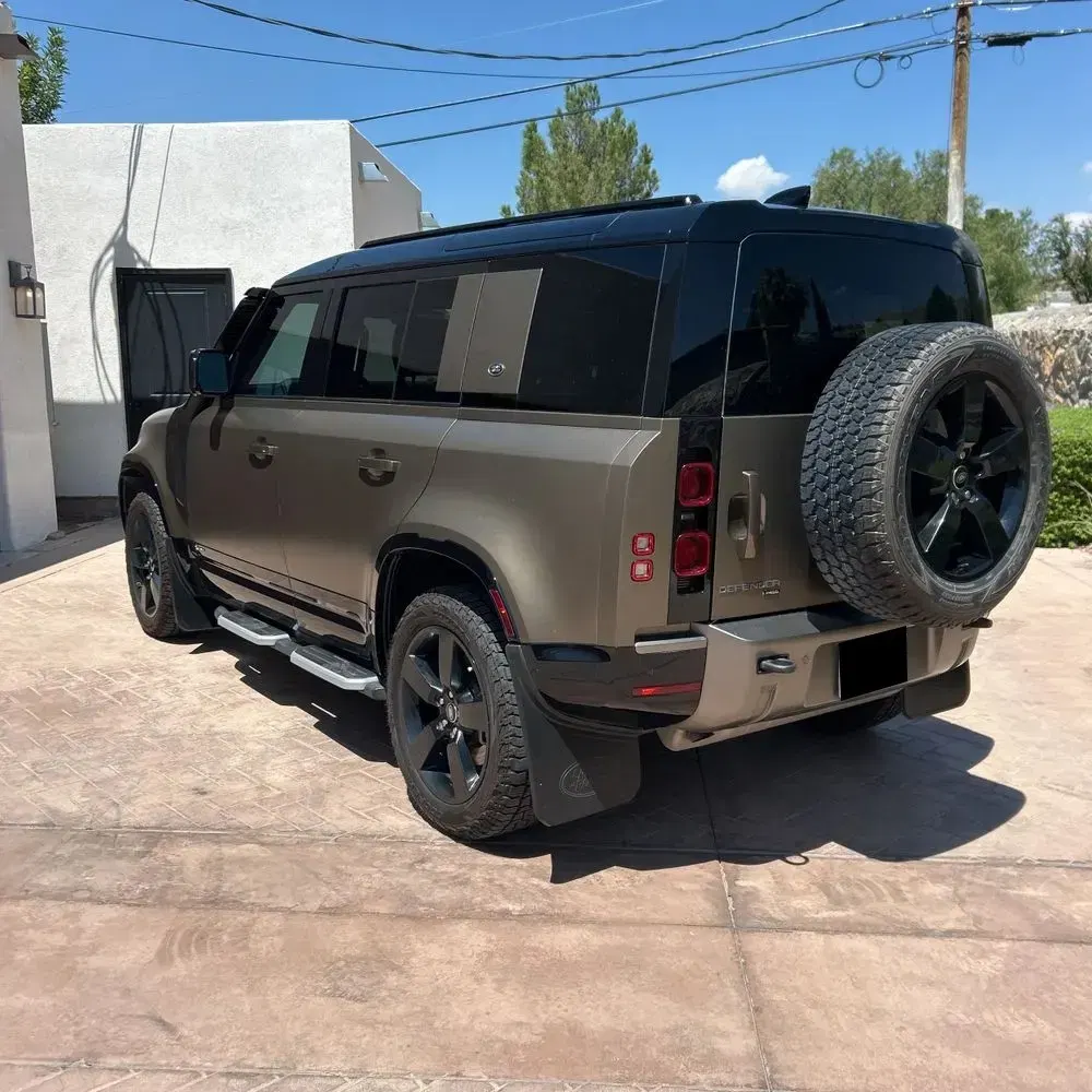 2021 Land Rover Defender 110 X-Dynamic HSE