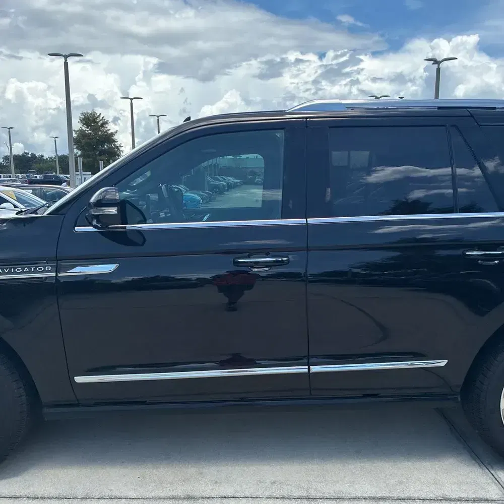 2024 Lincoln Navigator Premiere
