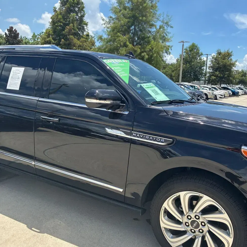 2024 Lincoln Navigator Premiere