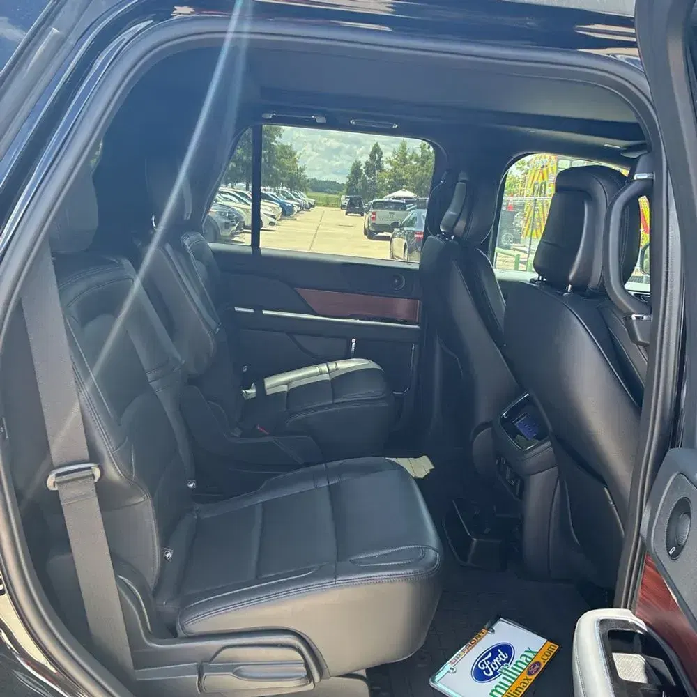 2024 Lincoln Navigator Premiere