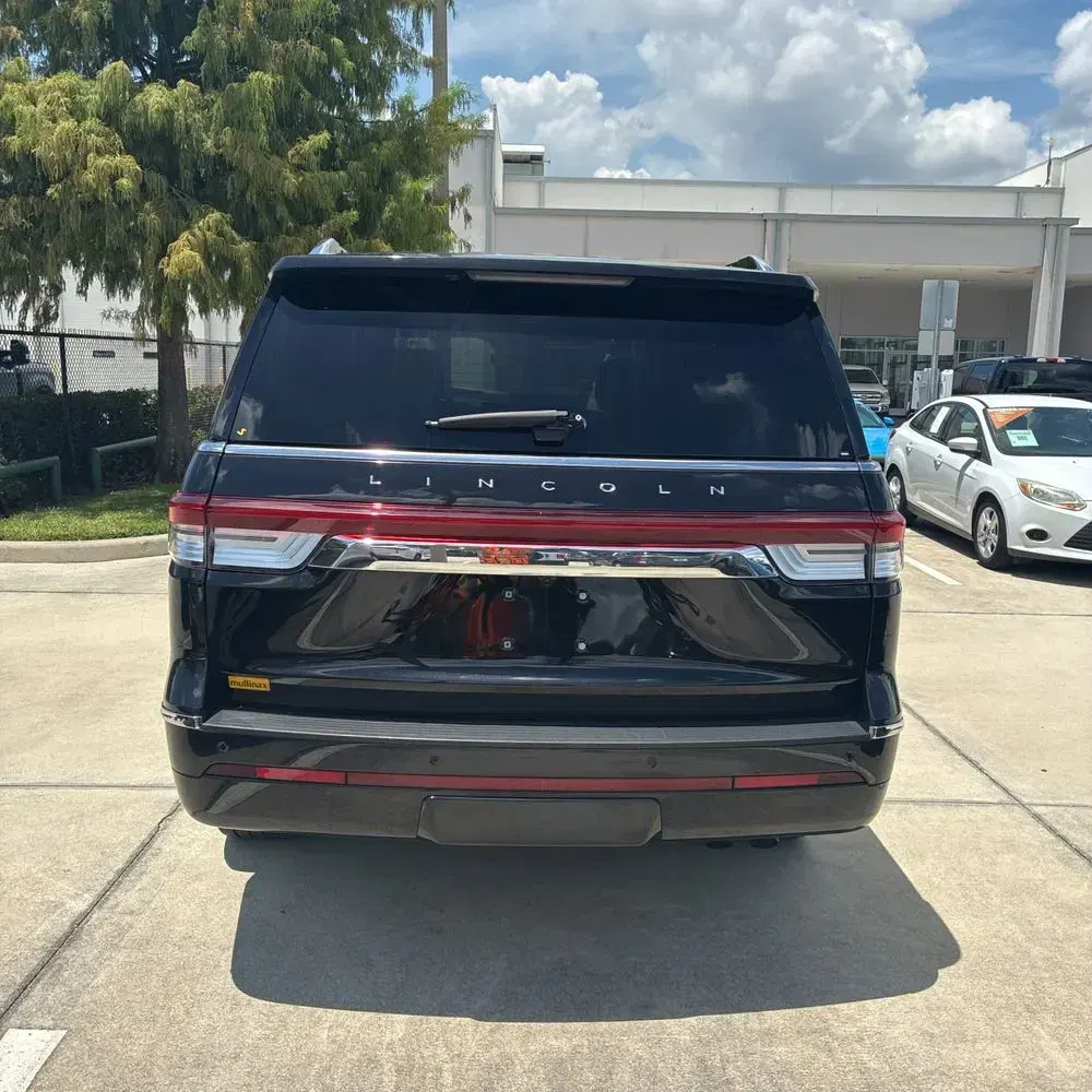 2024 Lincoln Navigator Premiere