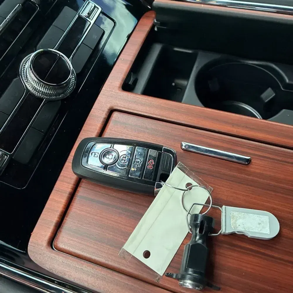 2024 Lincoln Navigator Premiere