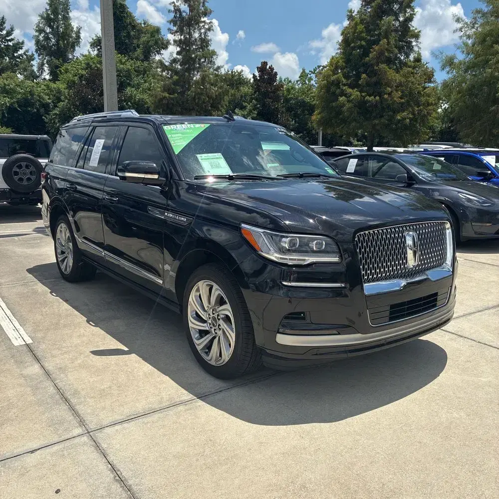 2024 Lincoln Navigator Premiere