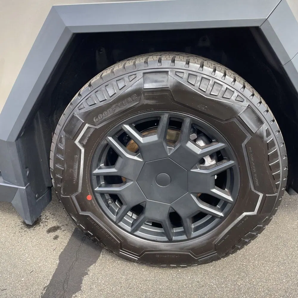 2024 Tesla Cybertruck CyberBeast