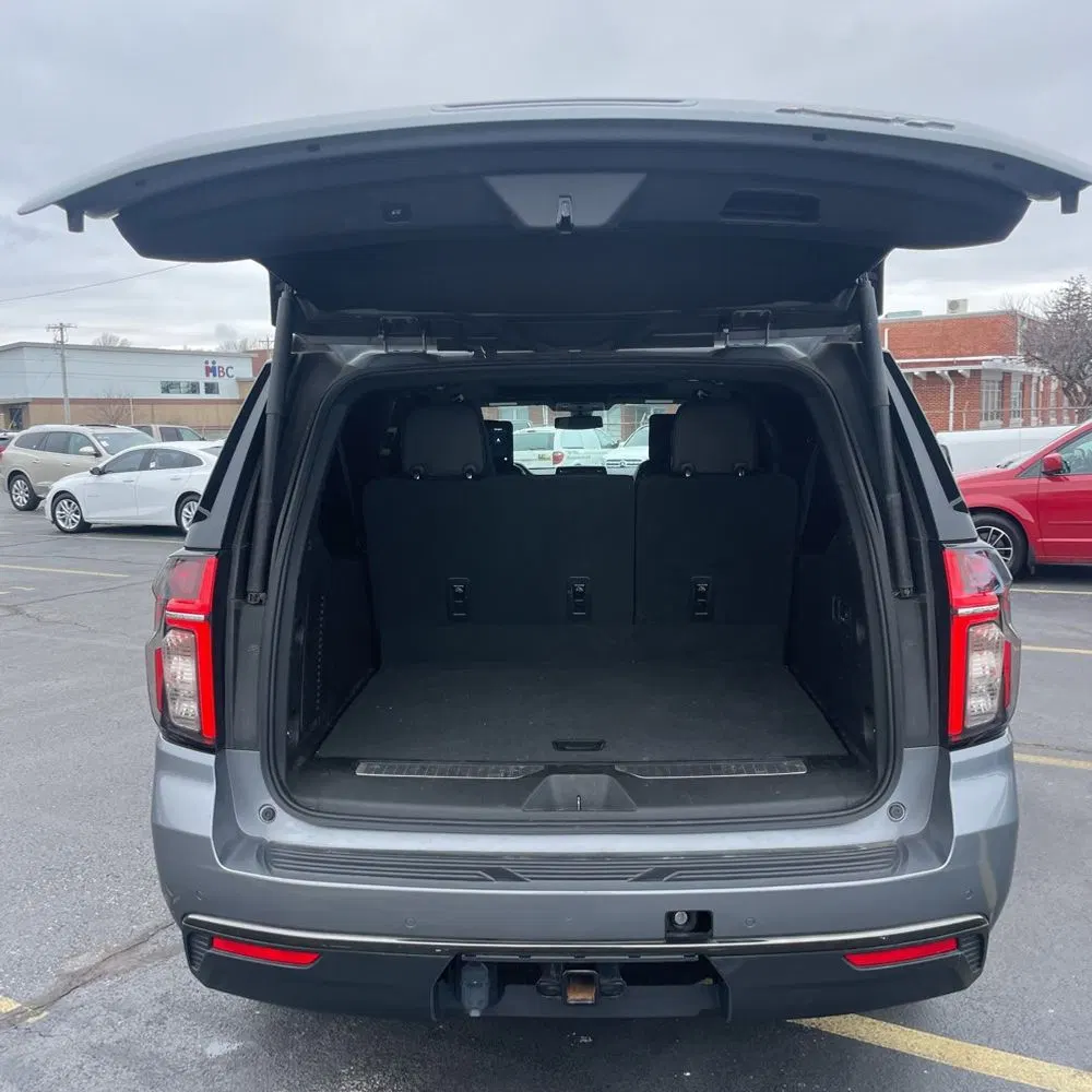 2021 Chevrolet Suburban RST