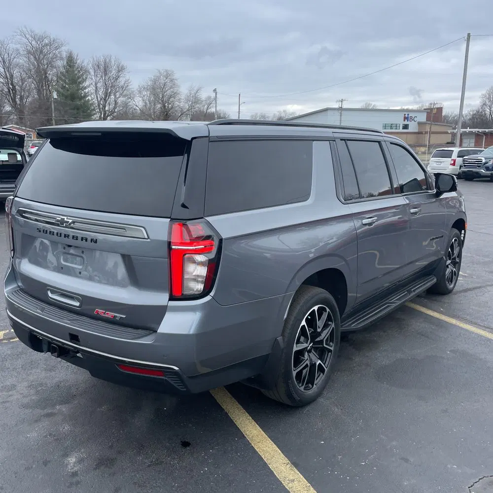2021 Chevrolet Suburban RST