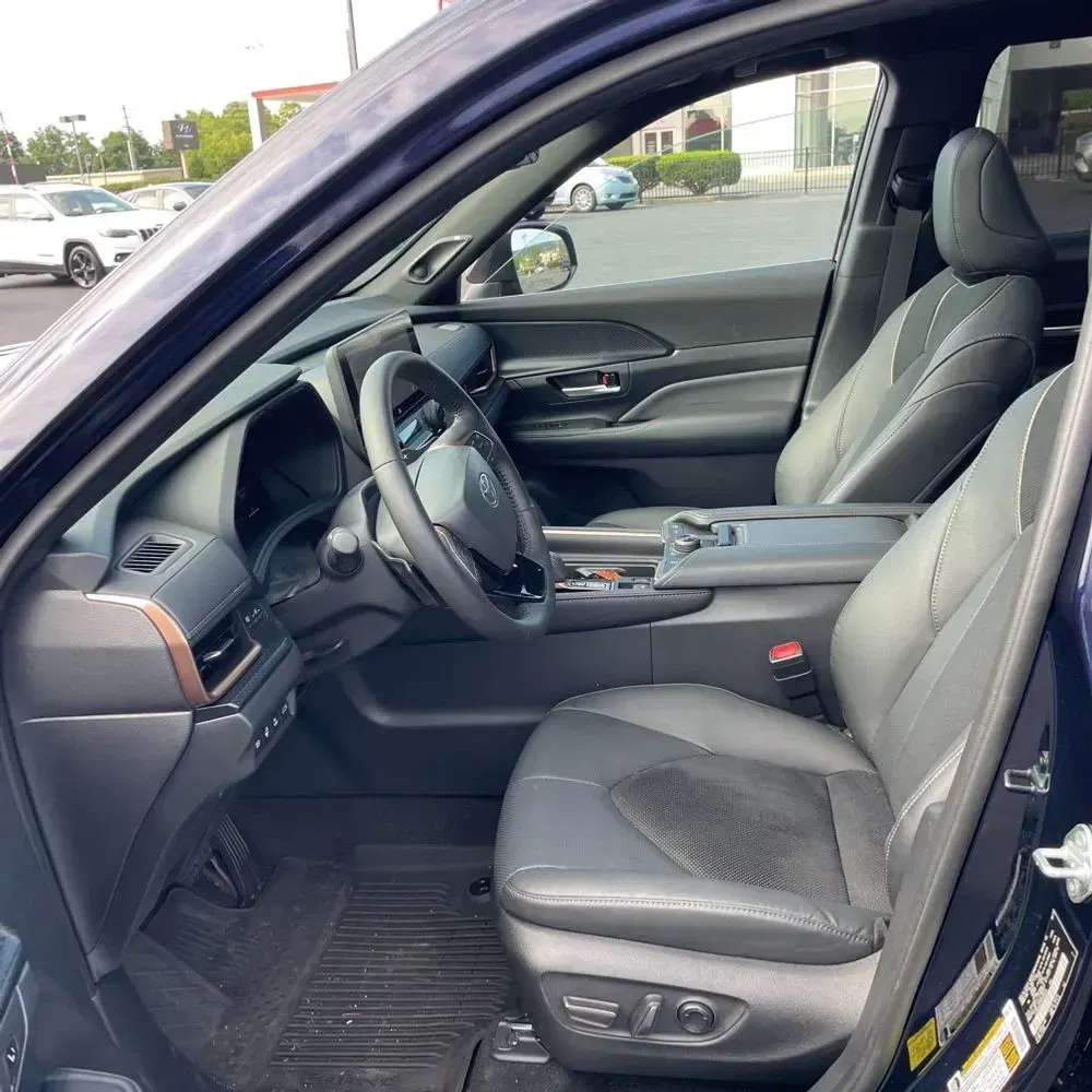 2024 Toyota Grand Highlander Hybrid MAX Platinum