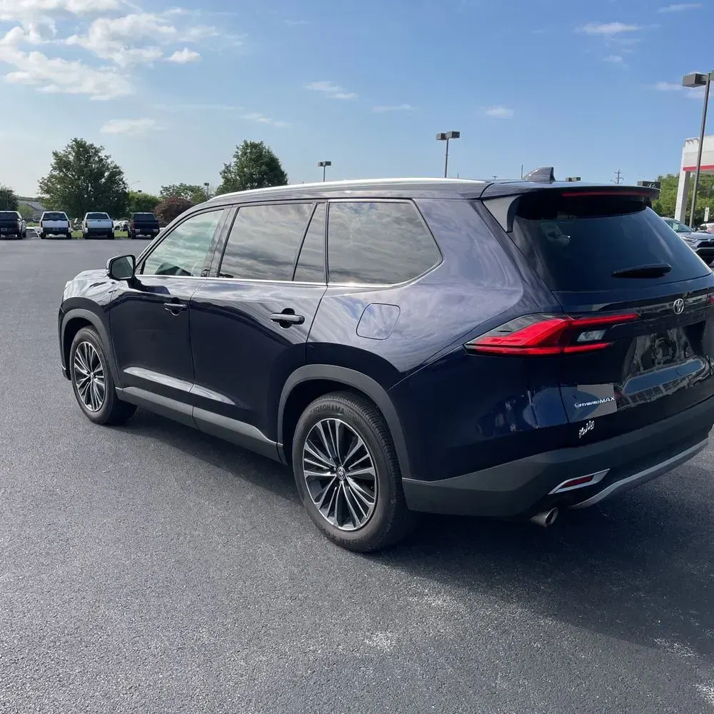 2024 Toyota Grand Highlander Hybrid MAX Platinum