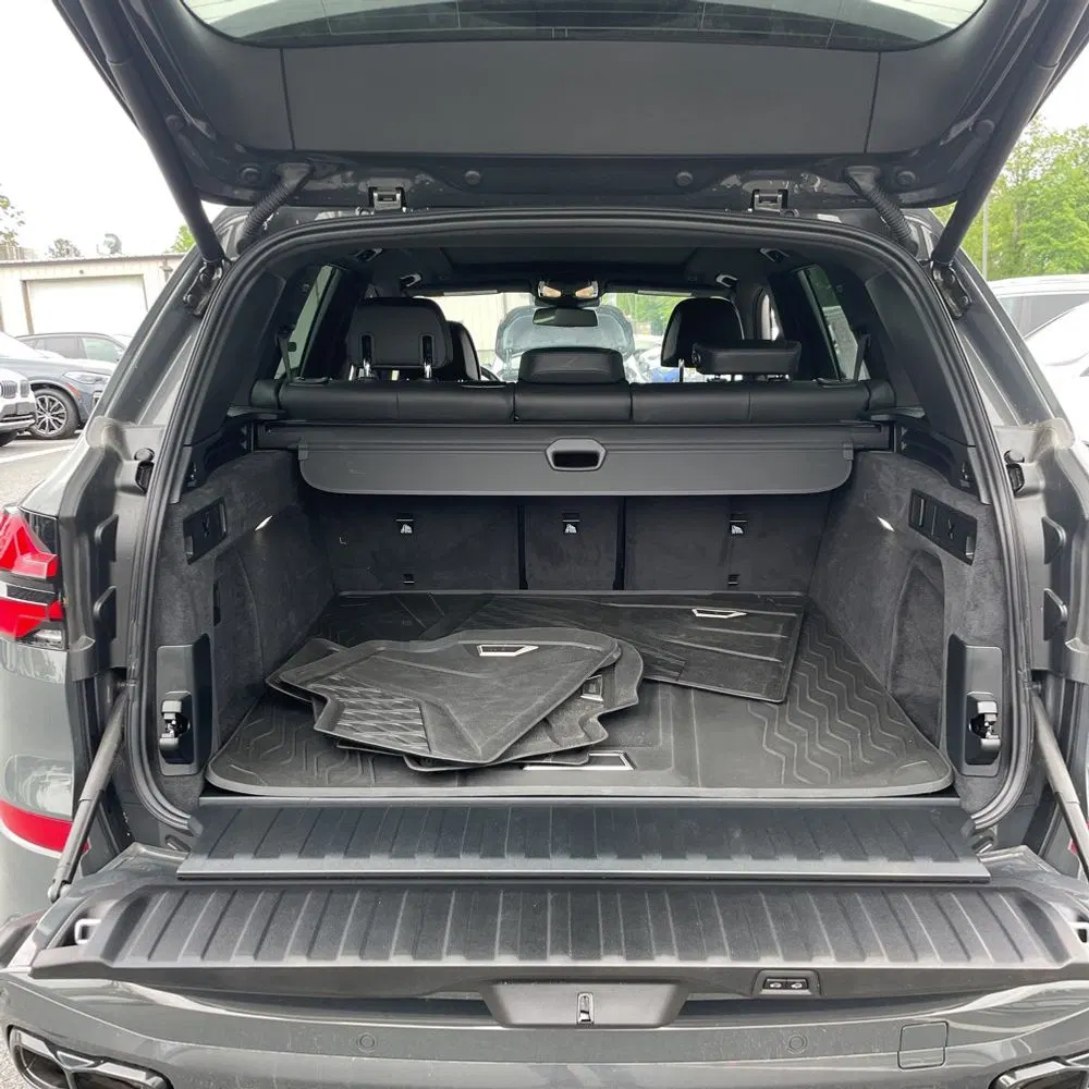 2025 BMW X5 M60i