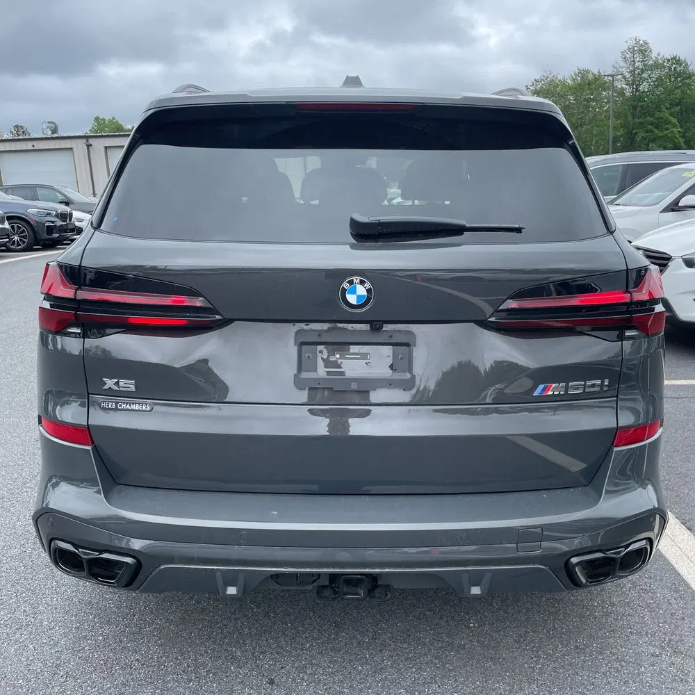 2025 BMW X5 M60i