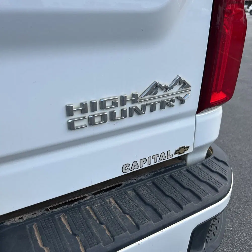 2022 Chevrolet Silverado 3500HD High Country