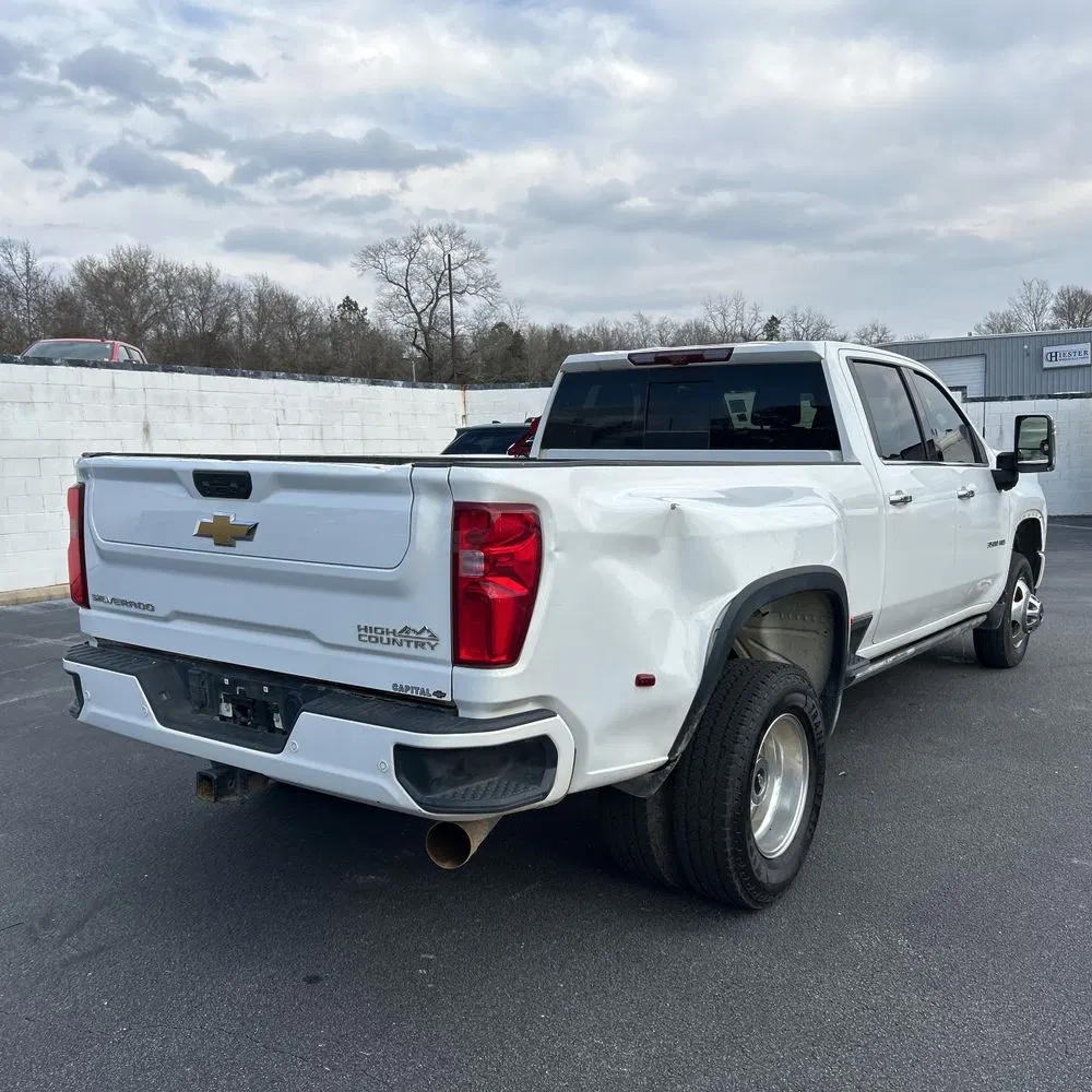 2022 Chevrolet Silverado 3500HD High Country
