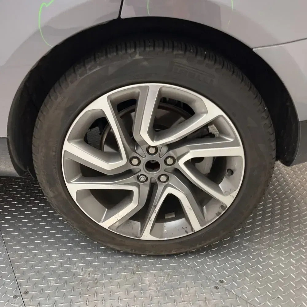 2022 Land Rover Range Rover Sport HSE Silver Edition