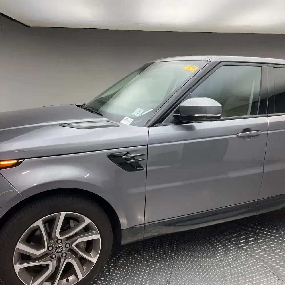 2022 Land Rover Range Rover Sport HSE Silver Edition