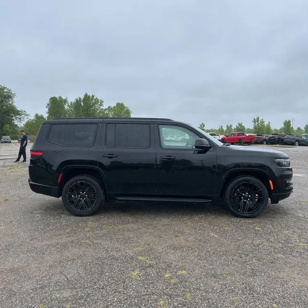 2023 Jeep Wagoneer Series II