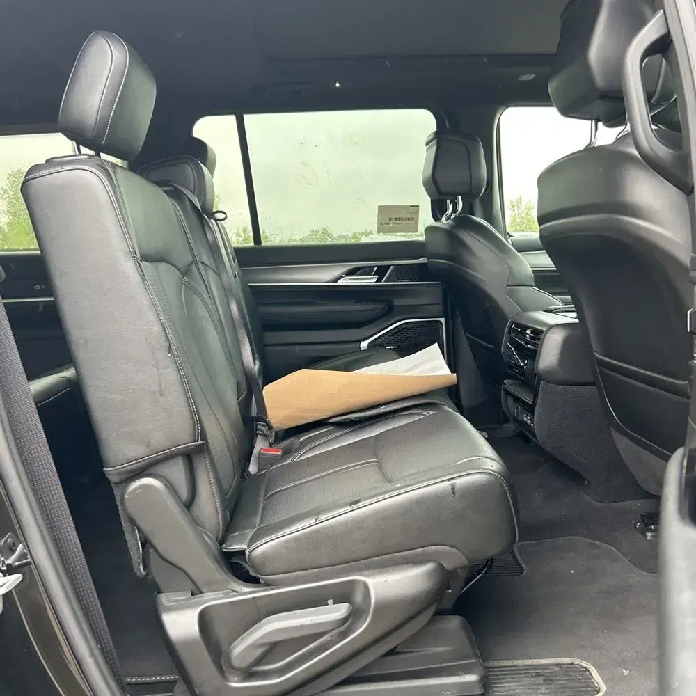 2023 Jeep Wagoneer Series II