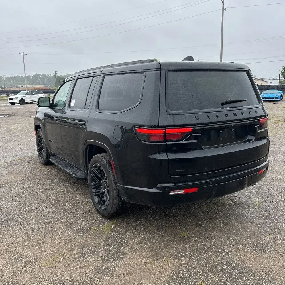 2023 Jeep Wagoneer Series II