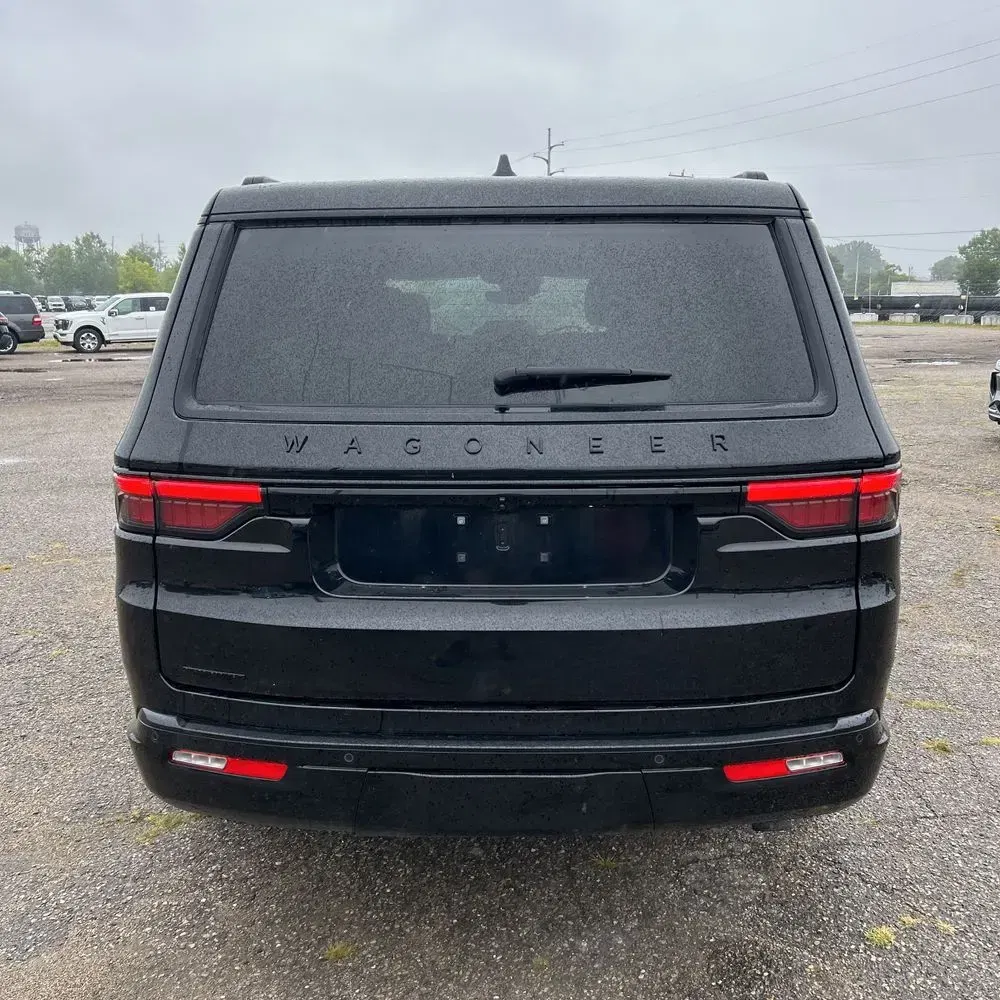 2023 Jeep Wagoneer Series II